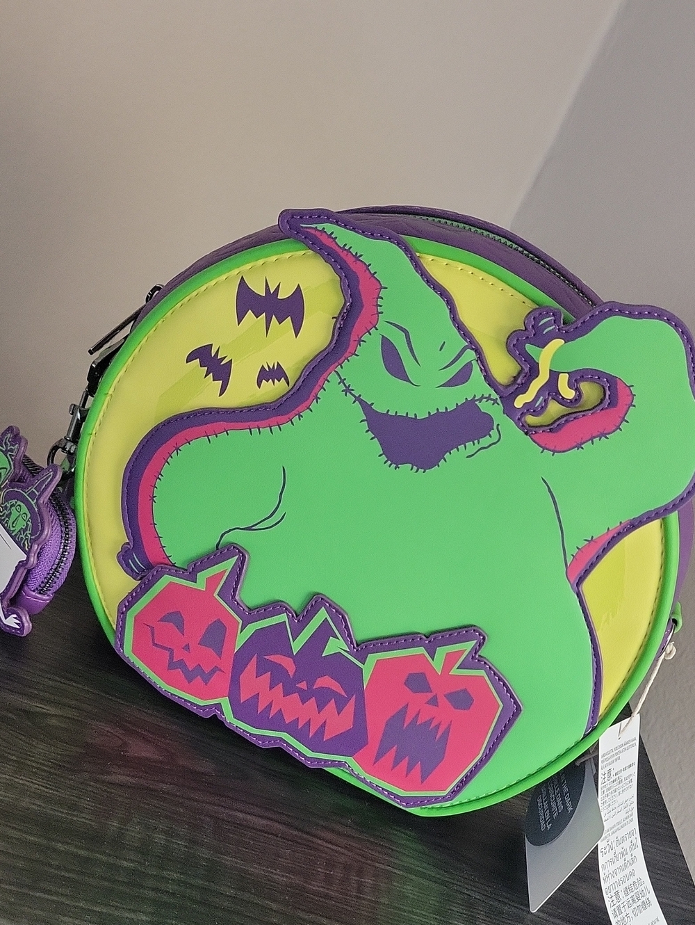 Loungefly - Disney Oogie Boogie Bash 2025 Round Crossbody Bag - Picture 3 of 12